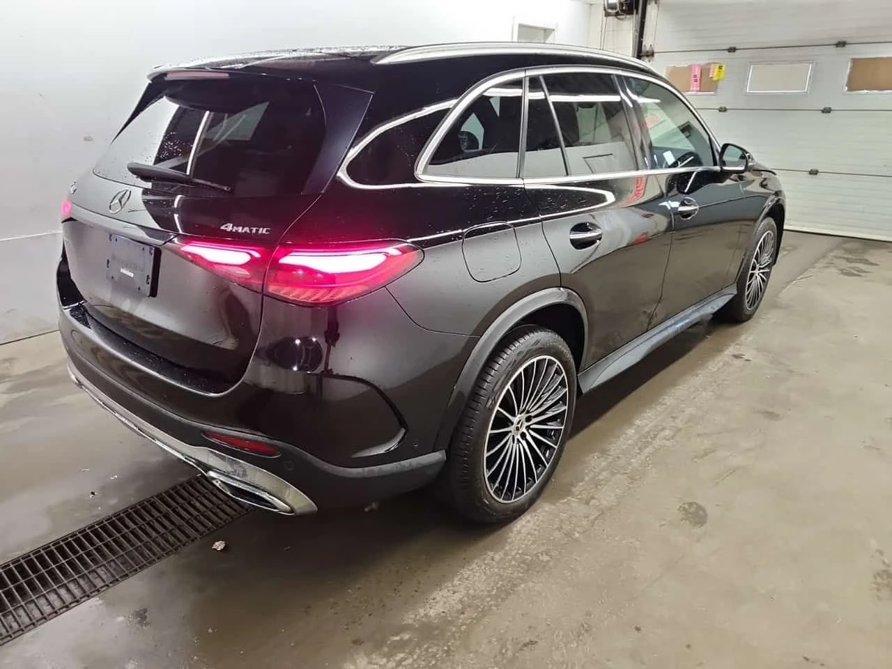 Mercedes-Benz GLC 300 �������� * ���� * KEYLESS * CARFAX | Mobile.bg � ����������� 3