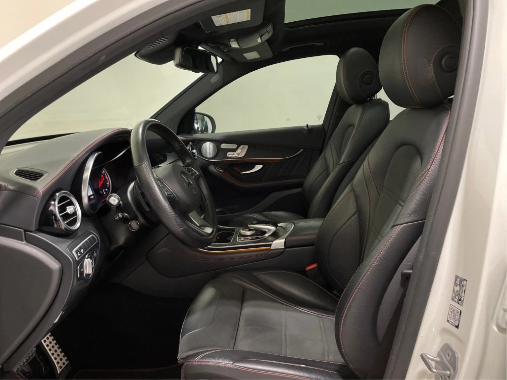 Mercedes-Benz GLC 43 AMG 4MATIC , снимка 9 - Автомобили и джипове - 54427548