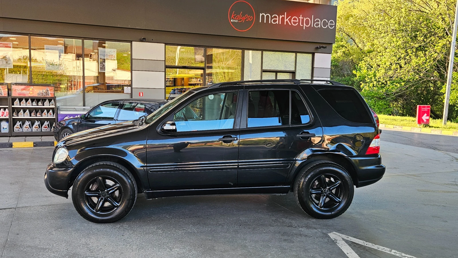 Mercedes-Benz ML 270 2.7 CDI NAVIG/AVTOMAT/FACELIFT/3500Tegl, снимка 3 - Автомобили и джипове - 54440838