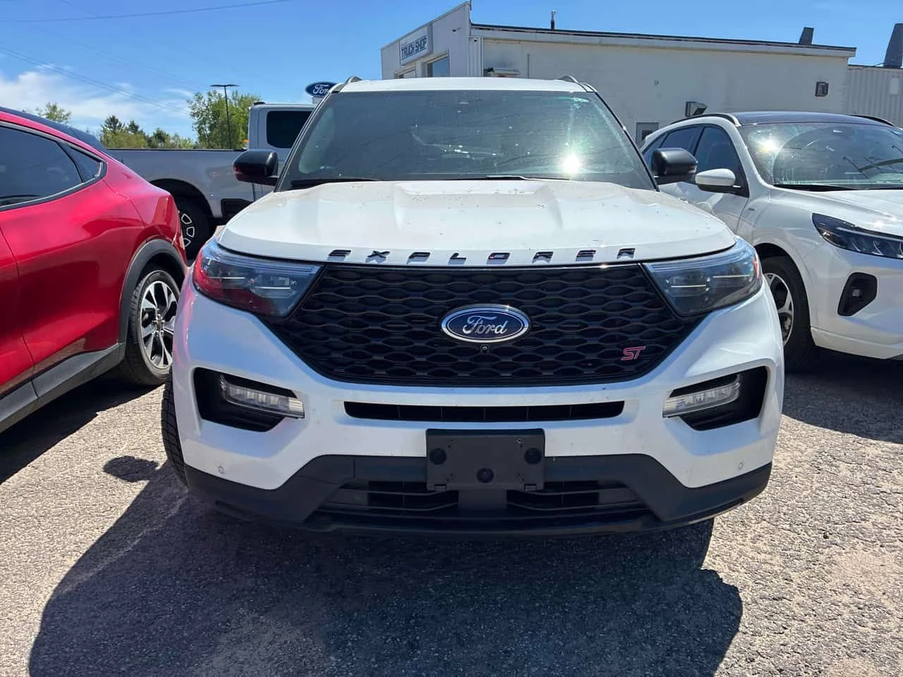 Ford Explorer * ST * 7 МЕСТЕН * 360 * ОБДУХВАНЕ * PANO, снимка 6 - Автомобили и джипове - 54642038