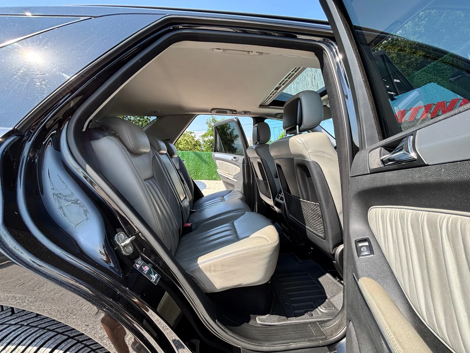 Mercedes-Benz ML 350 350/SPORT/LPG/NAVI/TOP, снимка 10 - Автомобили и джипове - 55129572