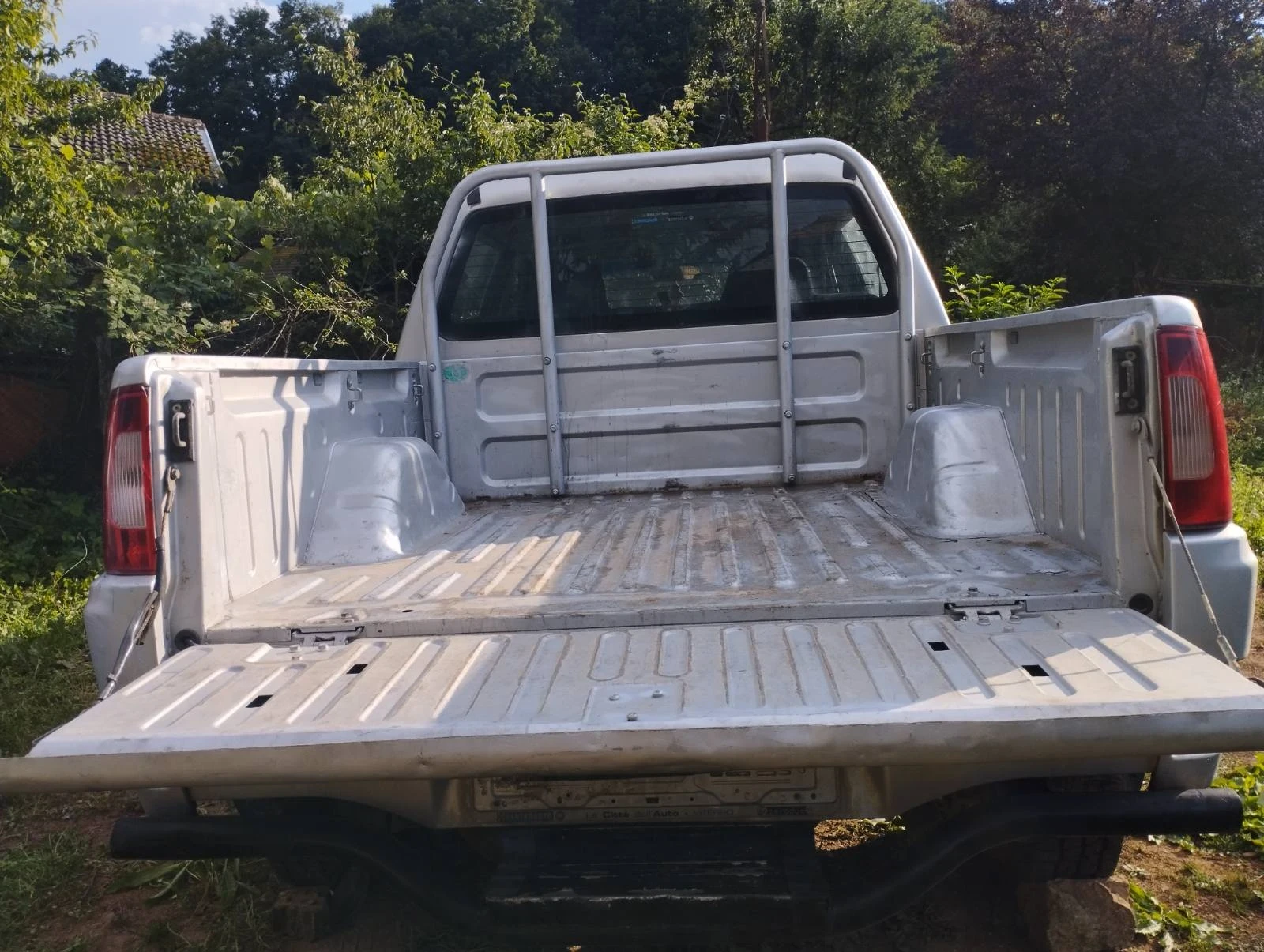 Tata Xenon | Mobile.bg � ����������� 10