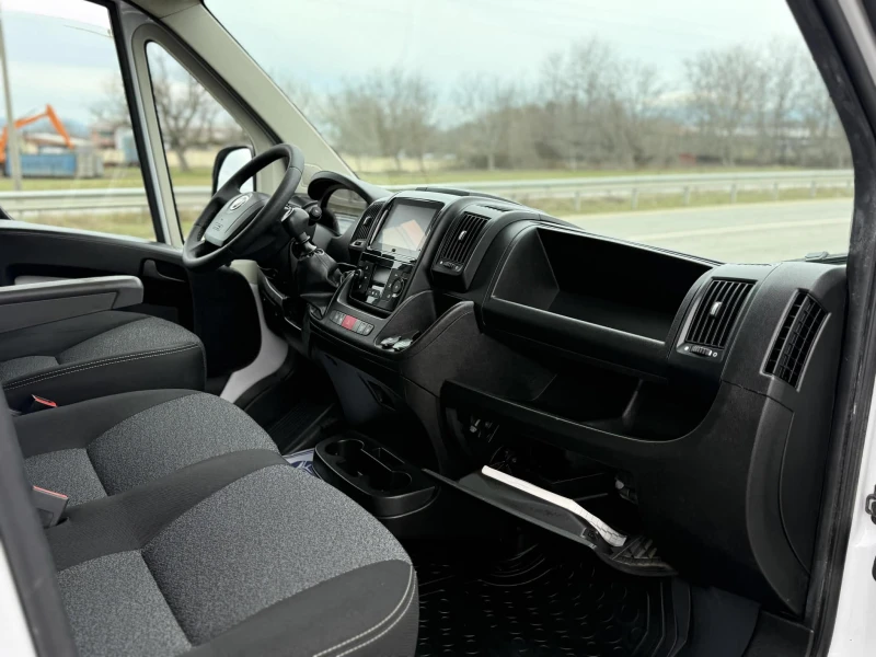 Fiat Ducato 2.3HPI* 2021г* Клима* Немски, снимка 9 - Бусове и автобуси - 53538396