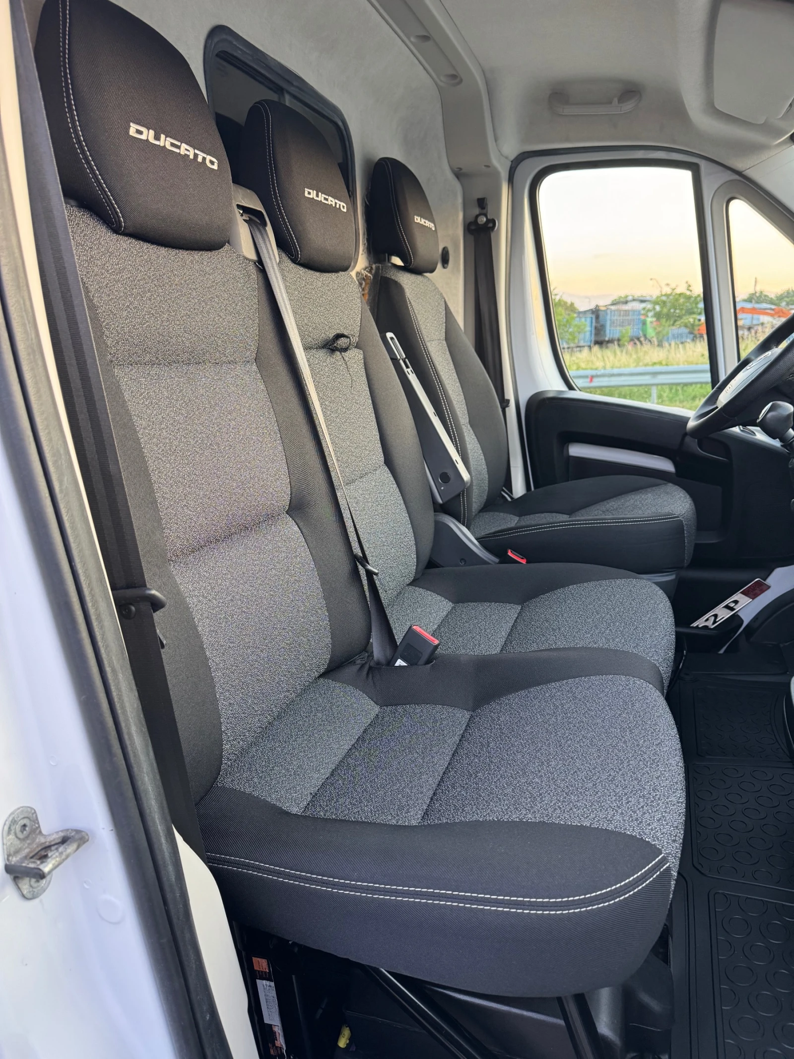 Fiat Ducato 2.3HPI* 2021г* Клима* Немски, снимка 16 - Бусове и автобуси - 53538396