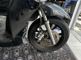 Kymco People 200 GTI, снимка 8