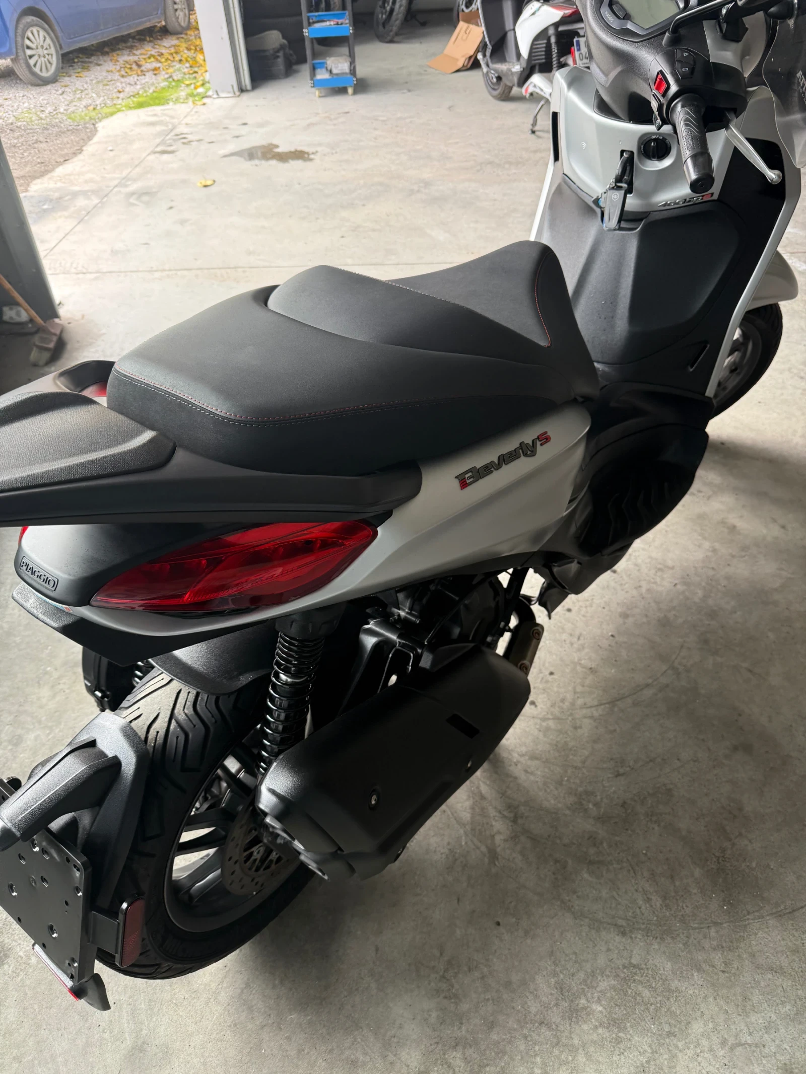 Piaggio Beverly S400i-HPE - изображение 7