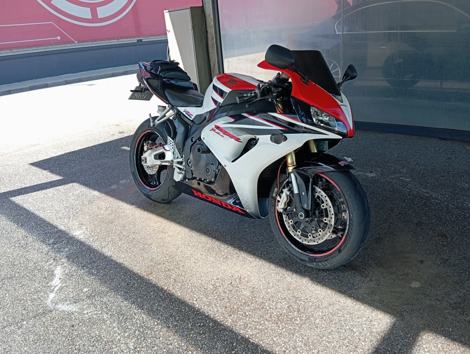 Honda Cbr 1000rr, снимка 6 - Мотоциклети и мототехника - 55775499