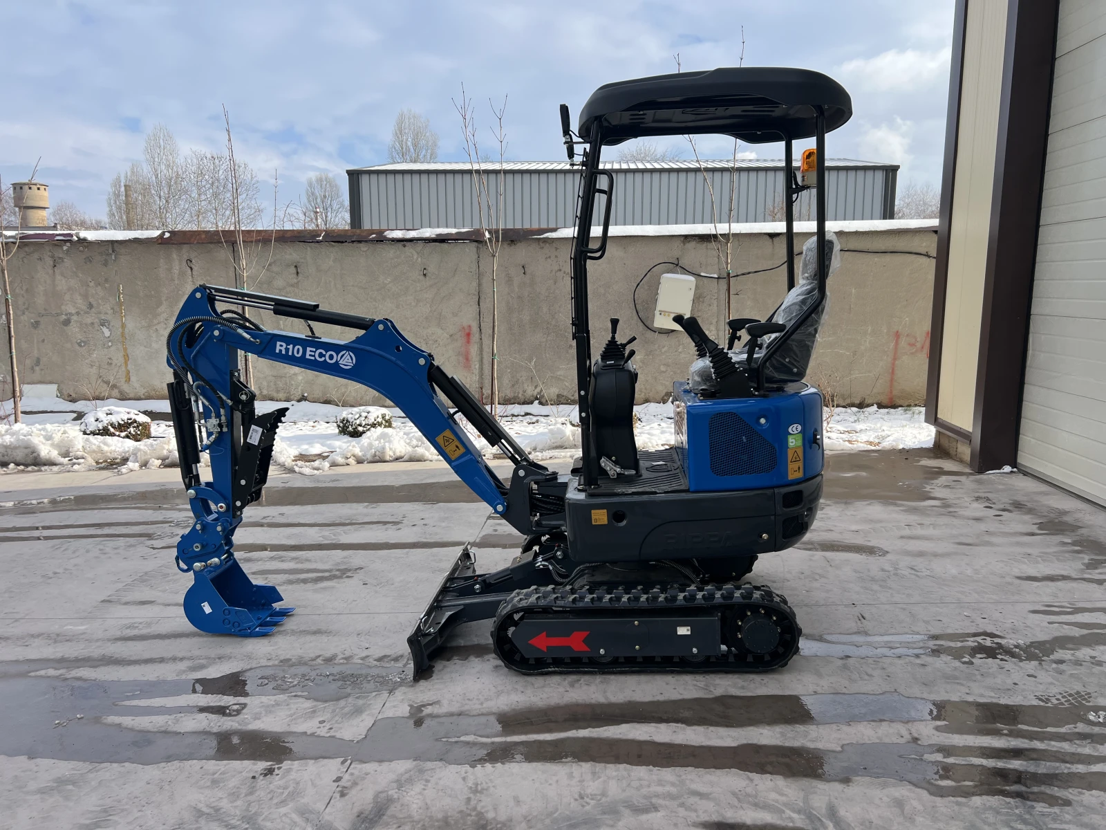 Багер Друга марка Rippa R10 разширяване на веригите | 1t | НОВ - изображение 4