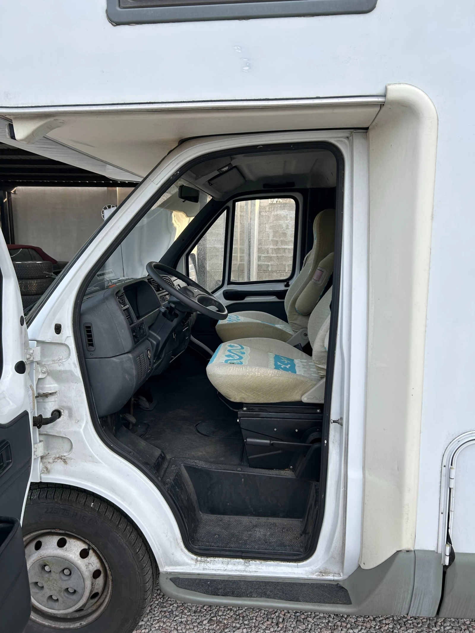 Кемпер Fiat DUKATO 2.5TDI KNAUS, снимка 7 - Каравани и кемпери - 53710917