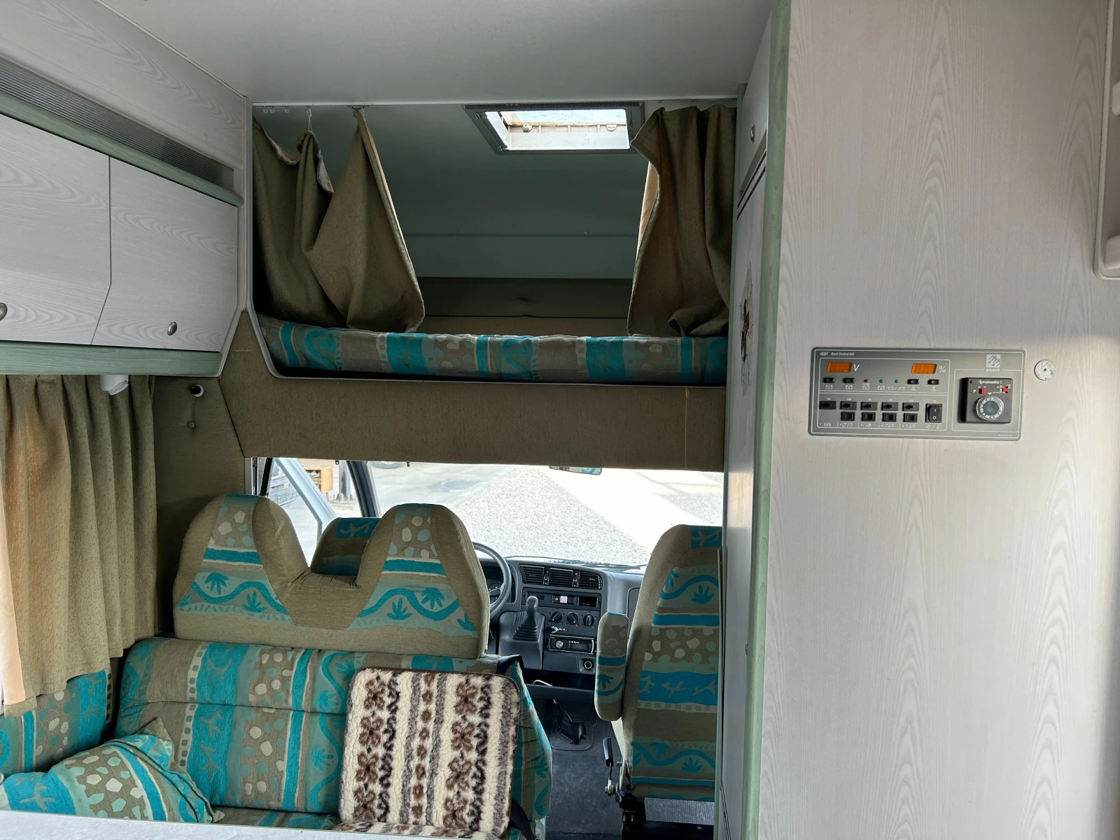 Кемпер Fiat DUKATO 2.5TDI KNAUS, снимка 13 - Каравани и кемпери - 53710917