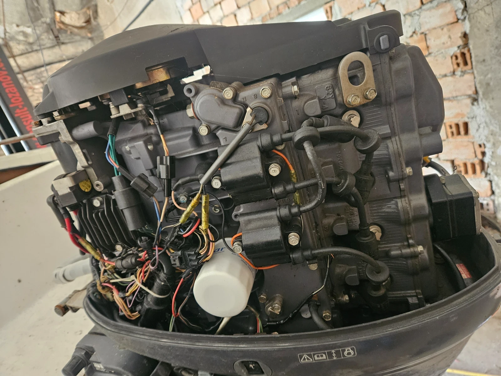 Извънбордов двигател Yamaha F50 - изображение 4