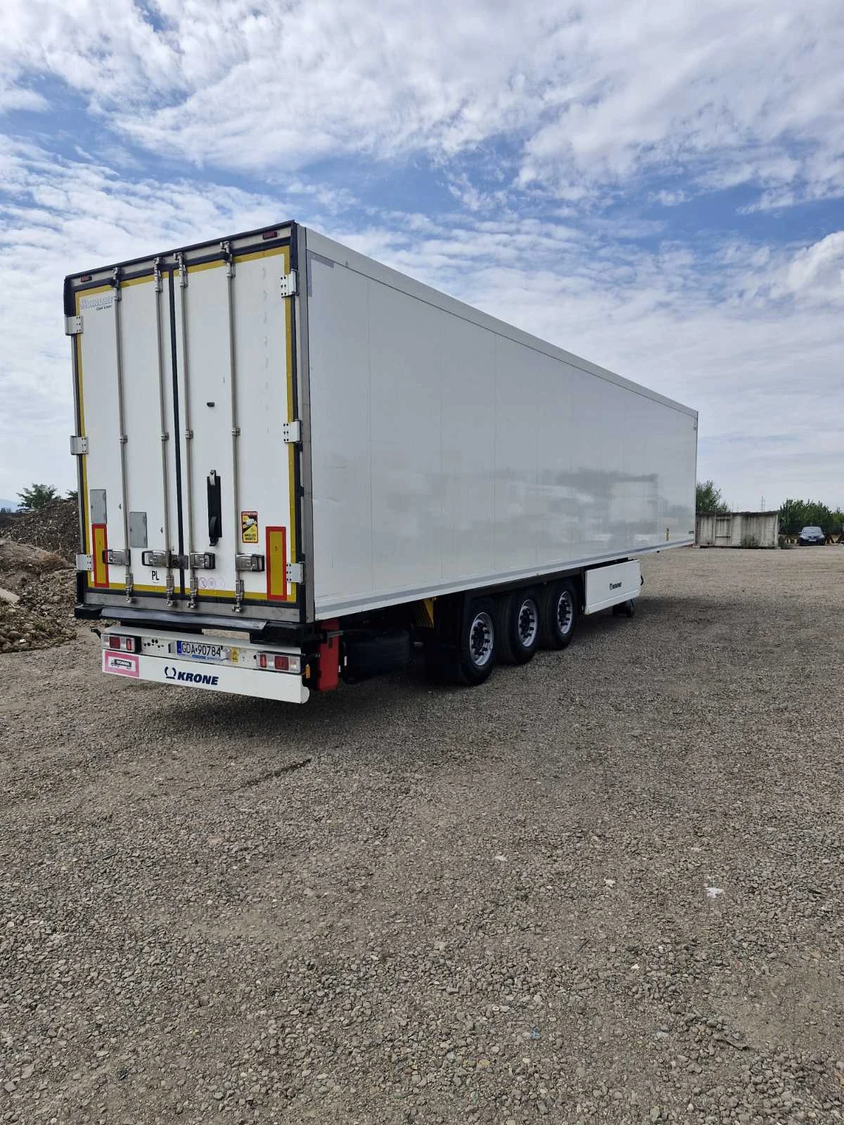 Полуремарке Krone COOL LINER 3900ч., снимка 5 - Ремаркета - 56046734