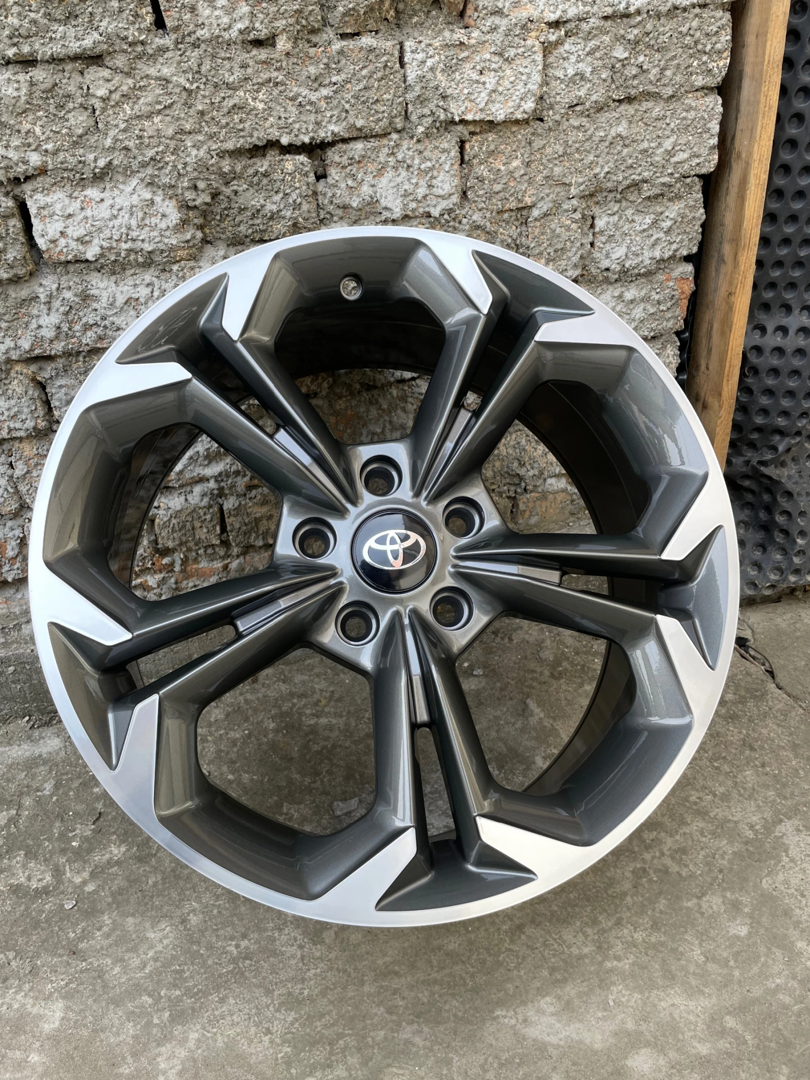   Toyota | Mobile.bg   4