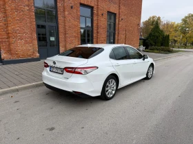 Toyota Camry Executive, снимка 3