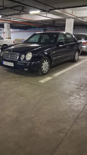     Mercedes-Benz E 280  .