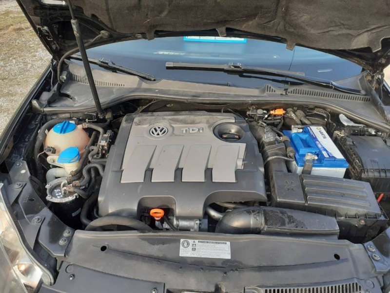 VW Golf 1.6 TDi 4motion klimatronik , снимка 9 - Автомобили и джипове - 39780479