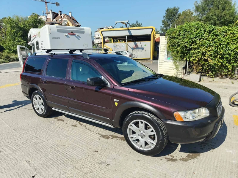 Volvo Xc70 D5, снимка 1 - Автомобили и джипове - 46957537