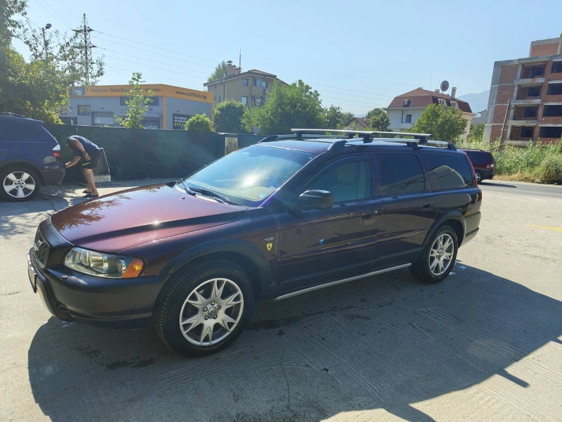 Volvo Xc70 D5, снимка 3 - Автомобили и джипове - 47337280