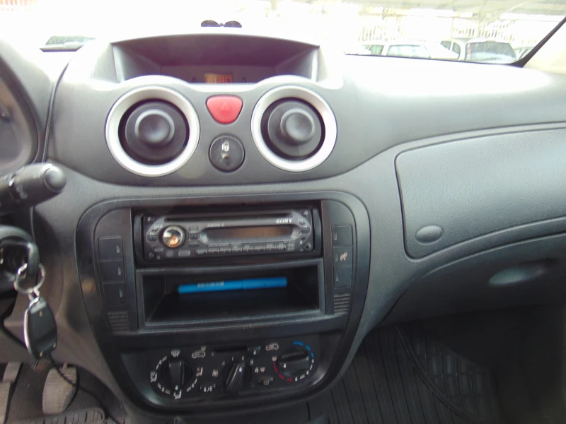 Citroen C2, снимка 10 - Автомобили и джипове - 48228176