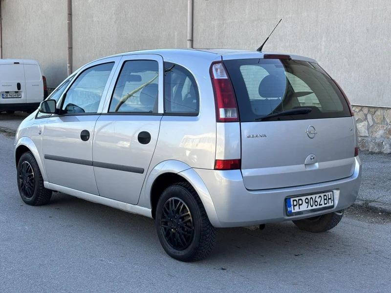 Opel Meriva, снимка 4 - Автомобили и джипове - 48391391