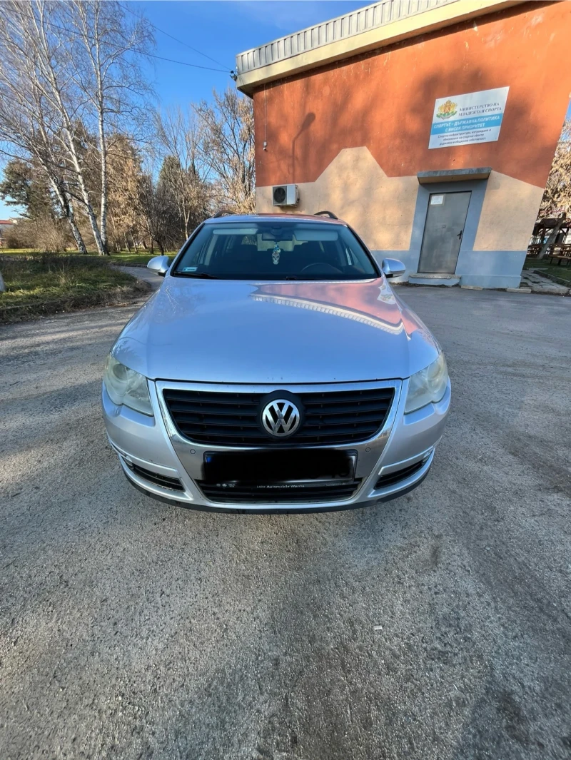 VW Passat 2.0 Tdi , снимка 1 - Автомобили и джипове - 48488922