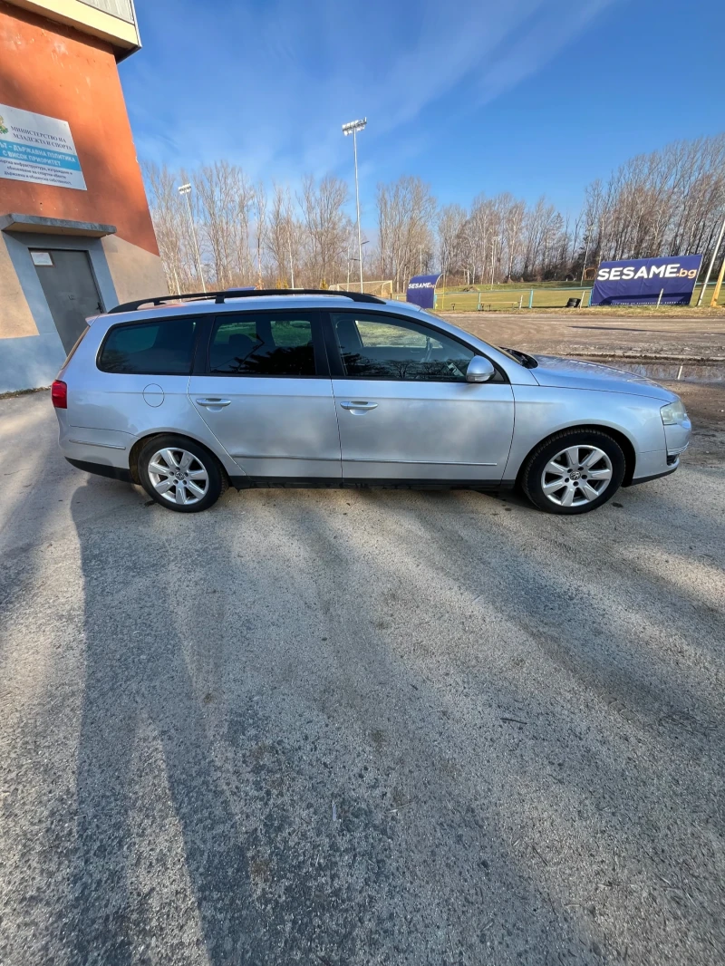 VW Passat 2.0 Tdi , снимка 3 - Автомобили и джипове - 48488922