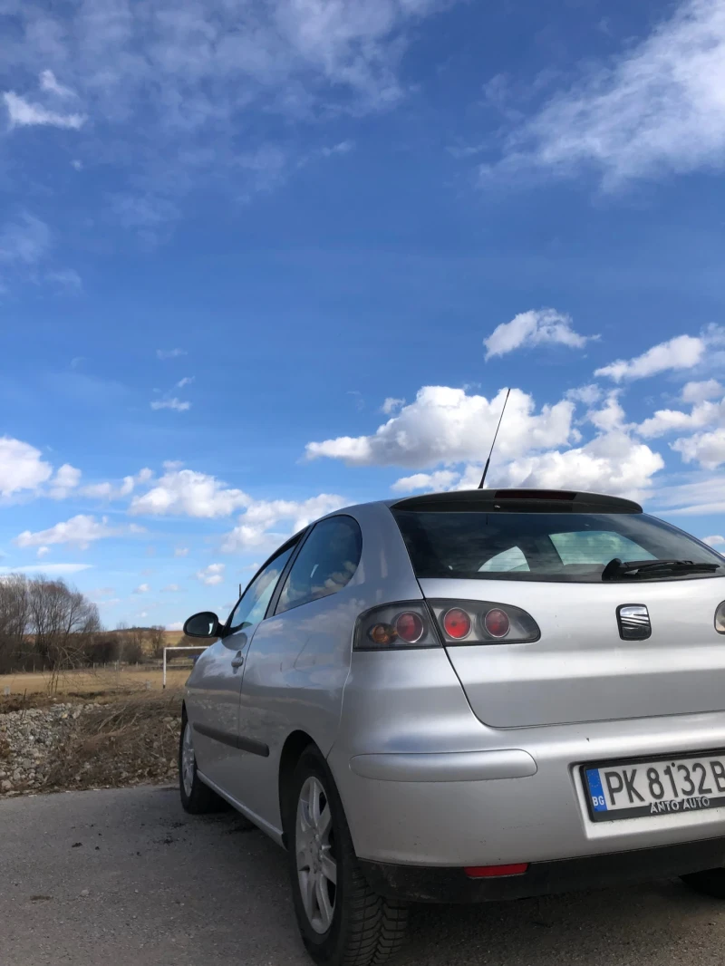 Seat Ibiza, снимка 7 - Автомобили и джипове - 49206536