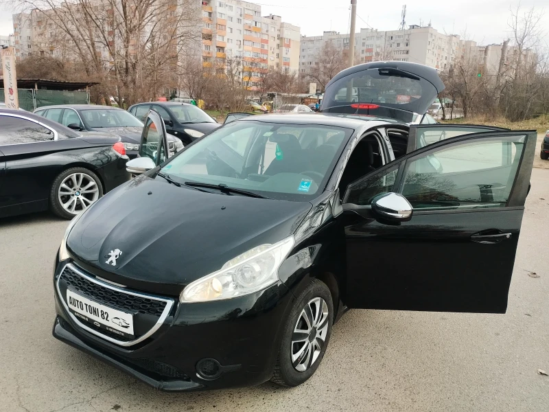 Peugeot 208 1.2i EURO 5B, снимка 9 - Автомобили и джипове - 49490422