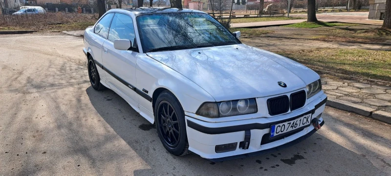 BMW 318 1.8 is, снимка 4 - Автомобили и джипове - 49495794