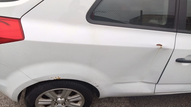 Kia Ceed 1.4, снимка 4 - Автомобили и джипове - 52122073