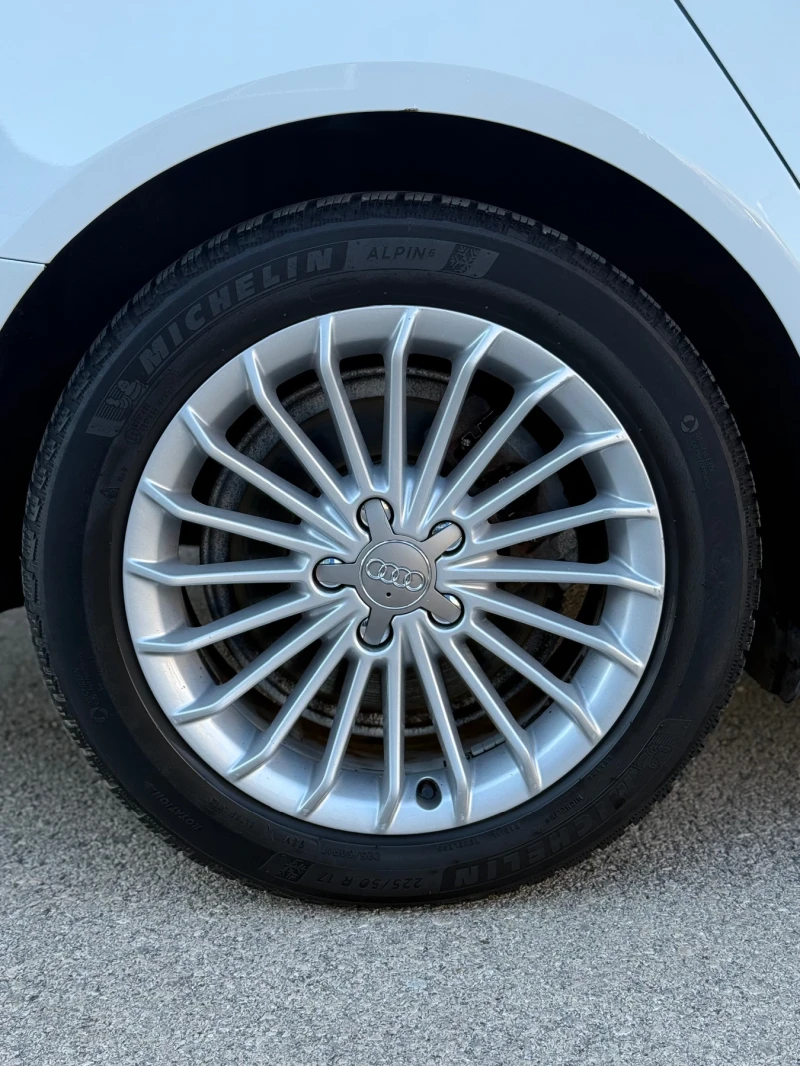 Audi A4 A4 150K.C FACELIFT B8.5 * AVTOMAT* NAVI* TOP* , снимка 7 - Автомобили и джипове - 52740736