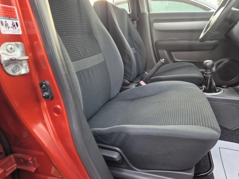 Suzuki Swift 1.3i-2011г, снимка 10 - Автомобили и джипове - 52840121