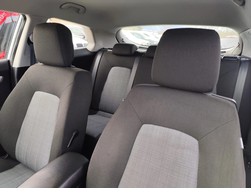 Kia Ceed 1.4 бензин, снимка 12 - Автомобили и джипове - 52964955