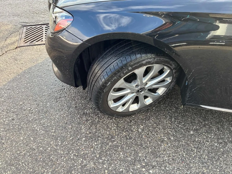 Mercedes-Benz E 300 * CARFAX * БЕЗ ПЪРВОНАЧАЛНА ВНОСКА, снимка 7 - Автомобили и джипове - 53210615