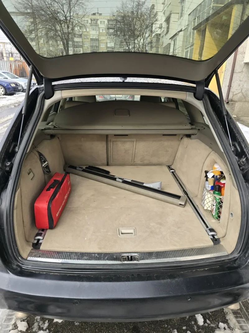 Audi A6 3.0, снимка 10 - Автомобили и джипове - 53220416