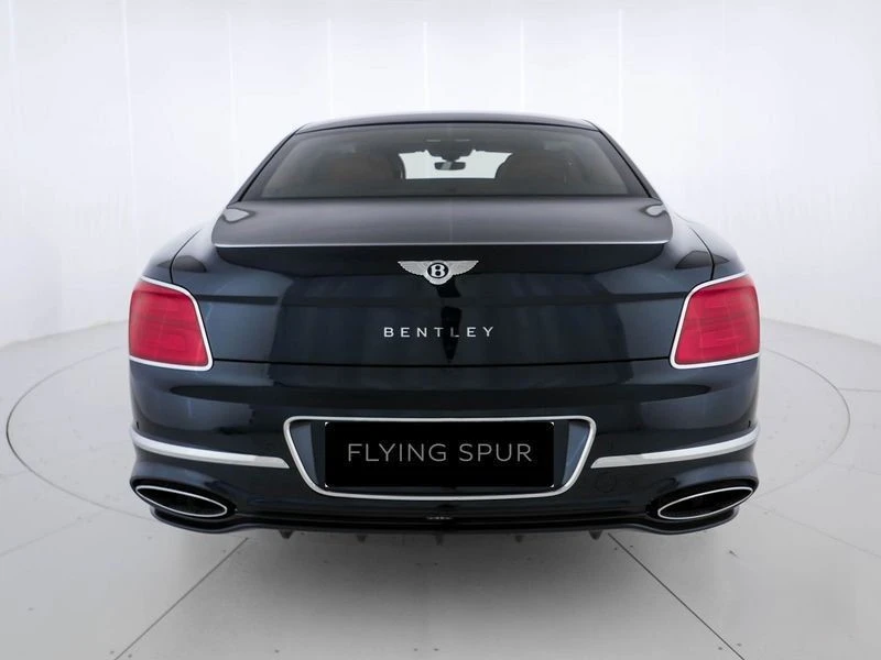 Bentley Flying Spur HYBRID/ NEW MODEL/ MULLINER/NAIM/PANO/ TV/ 4-SEATS, снимка 6 - Автомобили и джипове - 48714645