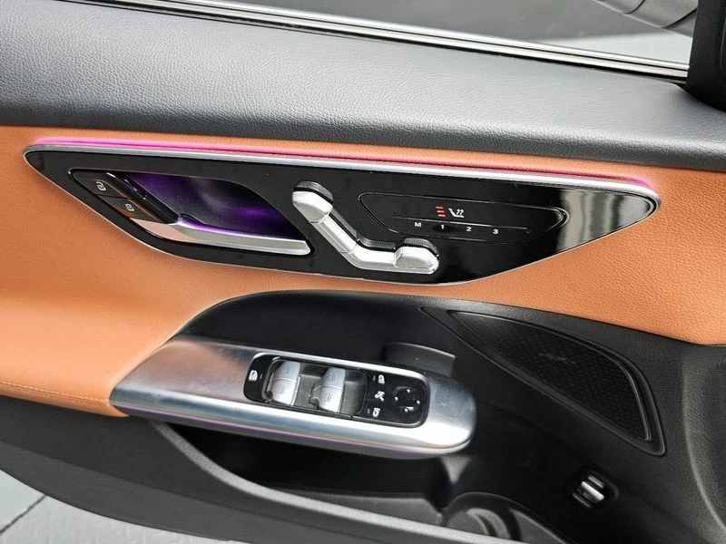 Mercedes-Benz C 300 * C 300 4MATIC Avantgarde* , снимка 17 - Автомобили и джипове - 55629825