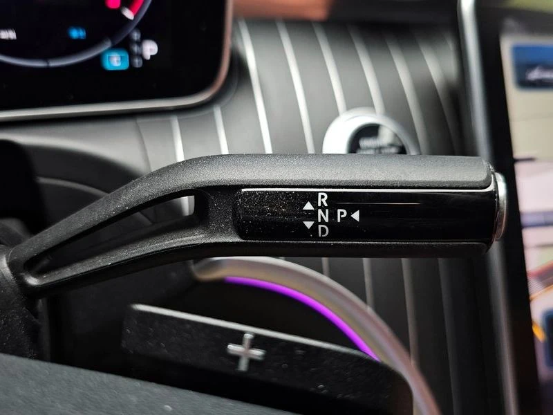 Mercedes-Benz C 300 * C 300 4MATIC Avantgarde* , снимка 9 - Автомобили и джипове - 55629825