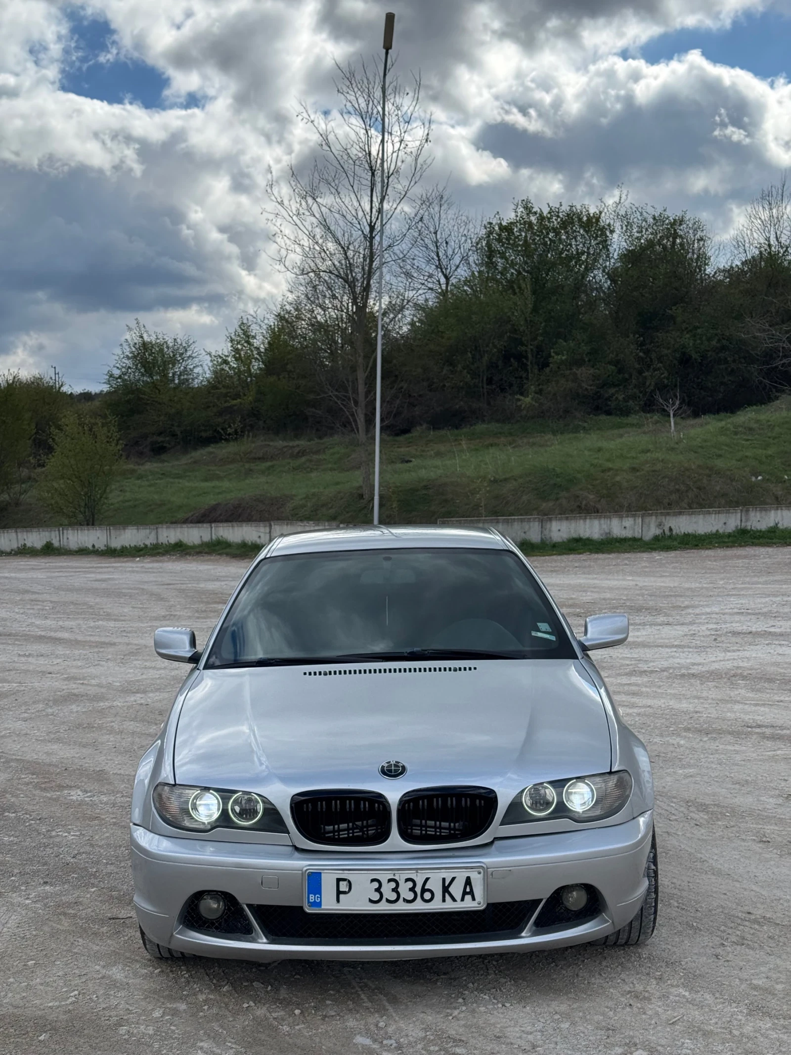 BMW 320 Coupe - изображение 2