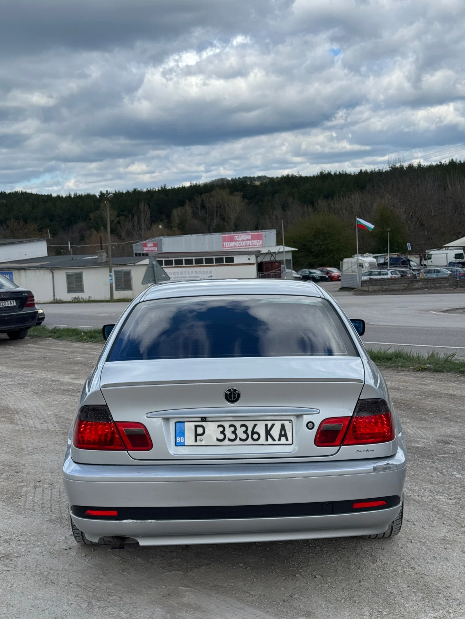 BMW 320 Coupe - изображение 4