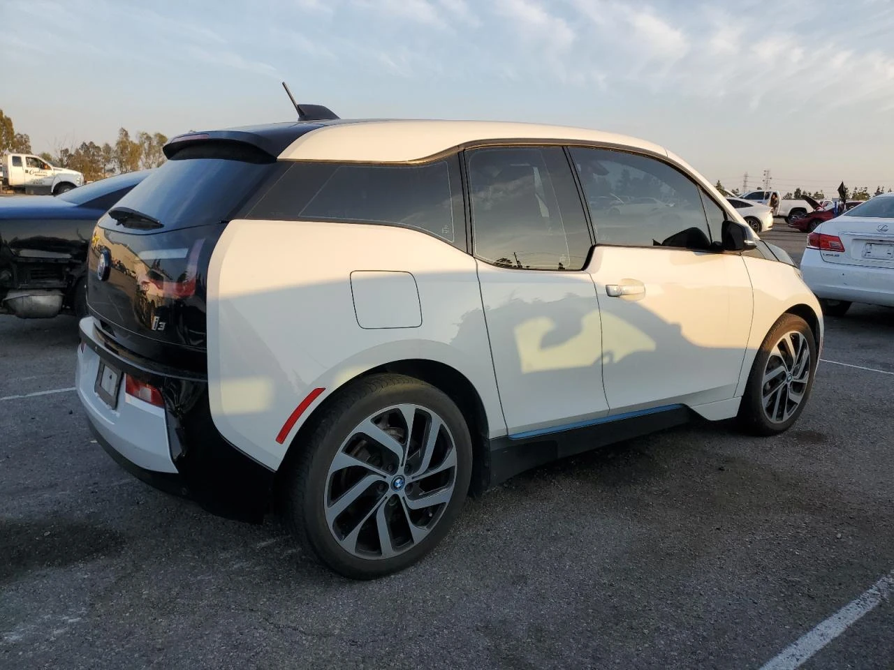 BMW i3  - изображение 4
