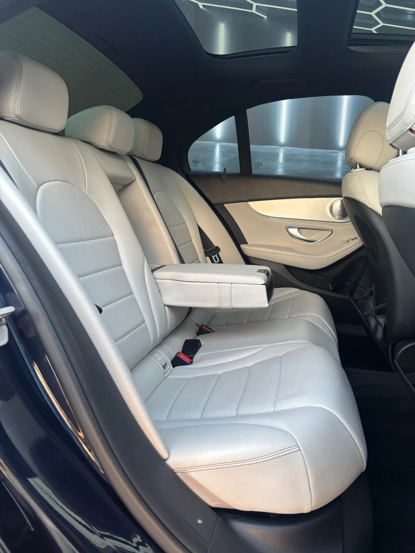 Mercedes-Benz C 400 AMG 4matic  | Mobile.bg   14