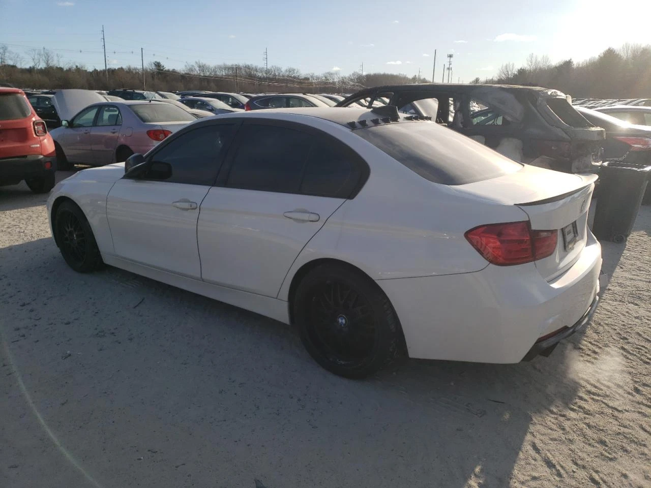 BMW 328 M PACK* * H/K* HEAD UP* KEYLESS* КАМЕРА* АВТО КРЕД - изображение 4