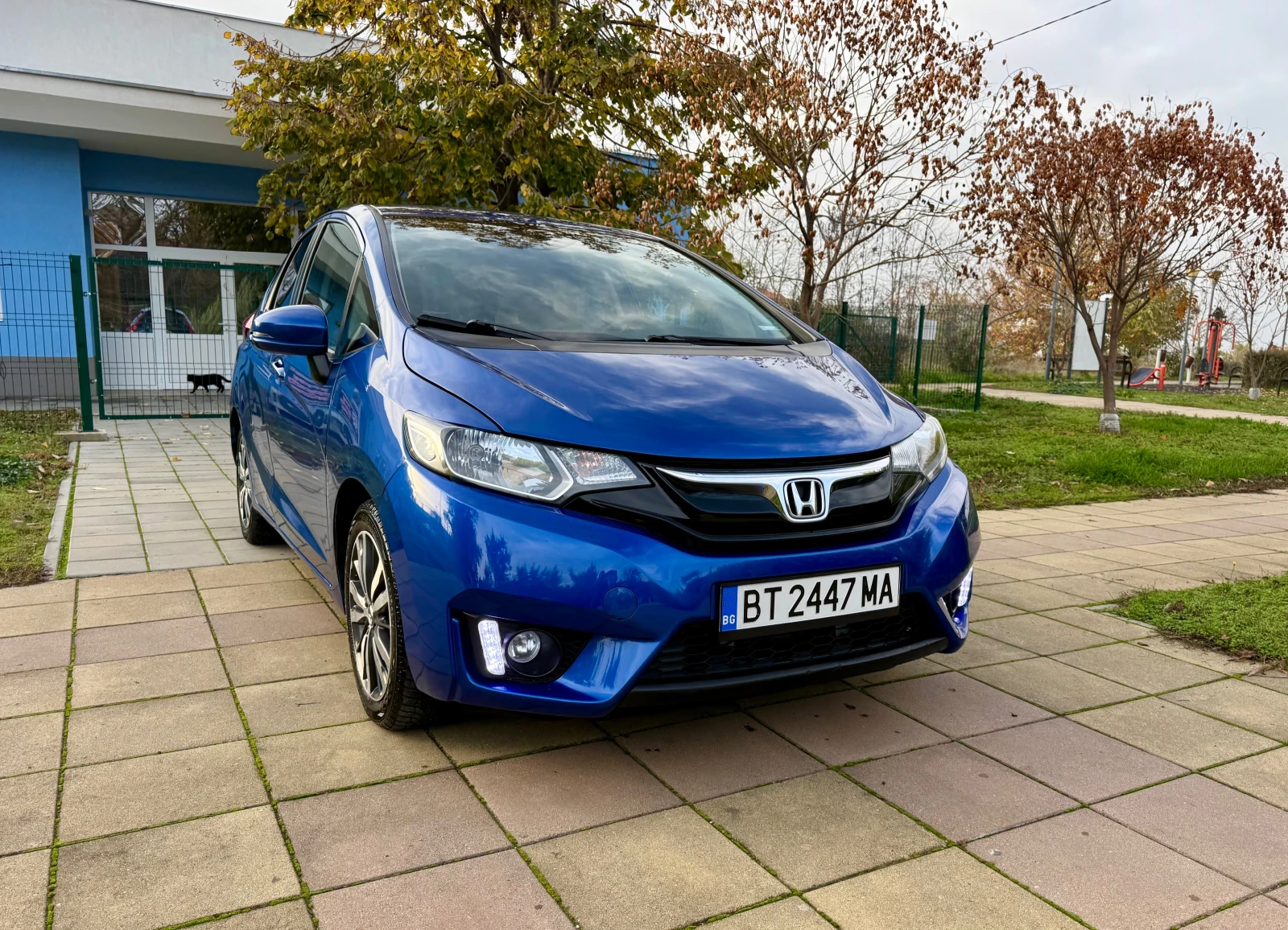 Honda Jazz i-VTRC* Elegance* LED* Евро 6В* KeyLess* Lane Assi - изображение 3