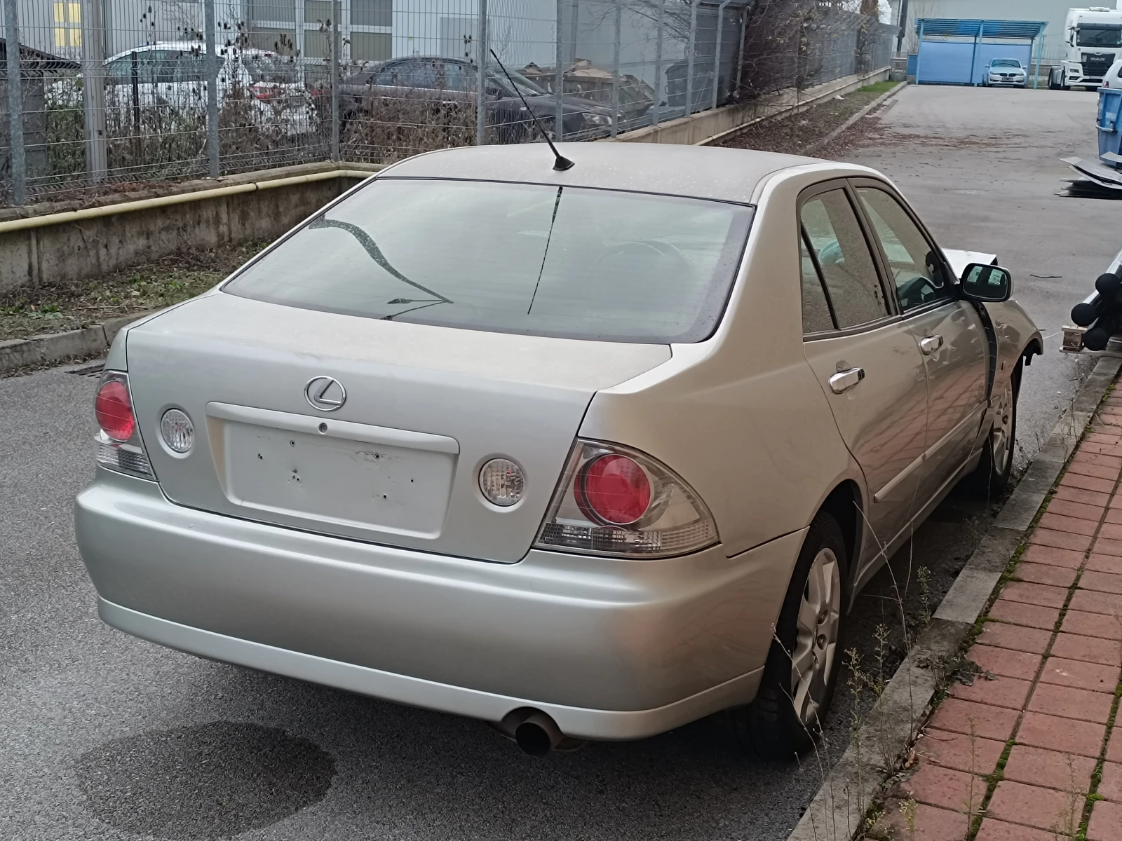 Lexus IS 200 | Mobile.bg   2