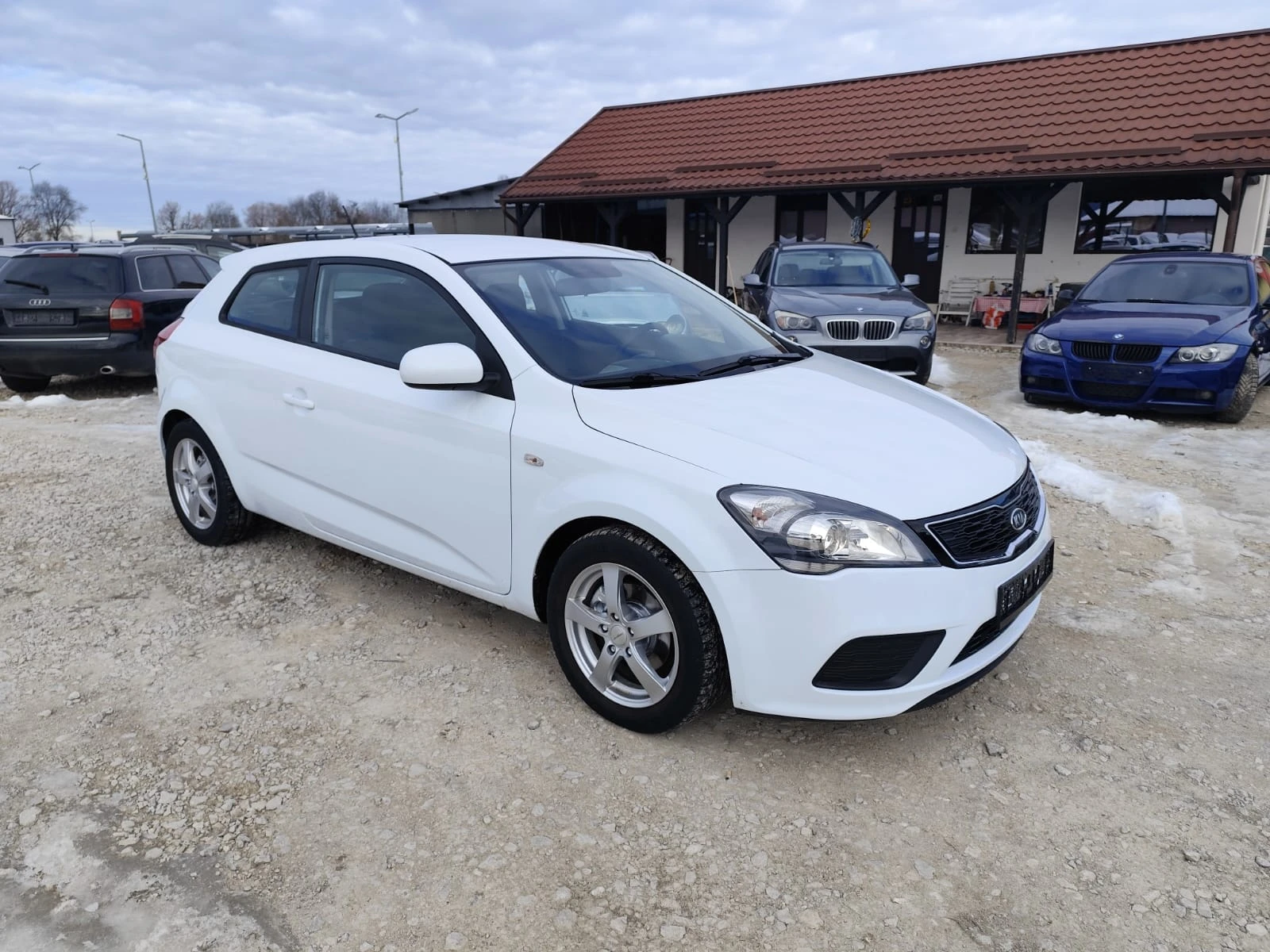 Kia Ceed 1.4 бензин - изображение 3