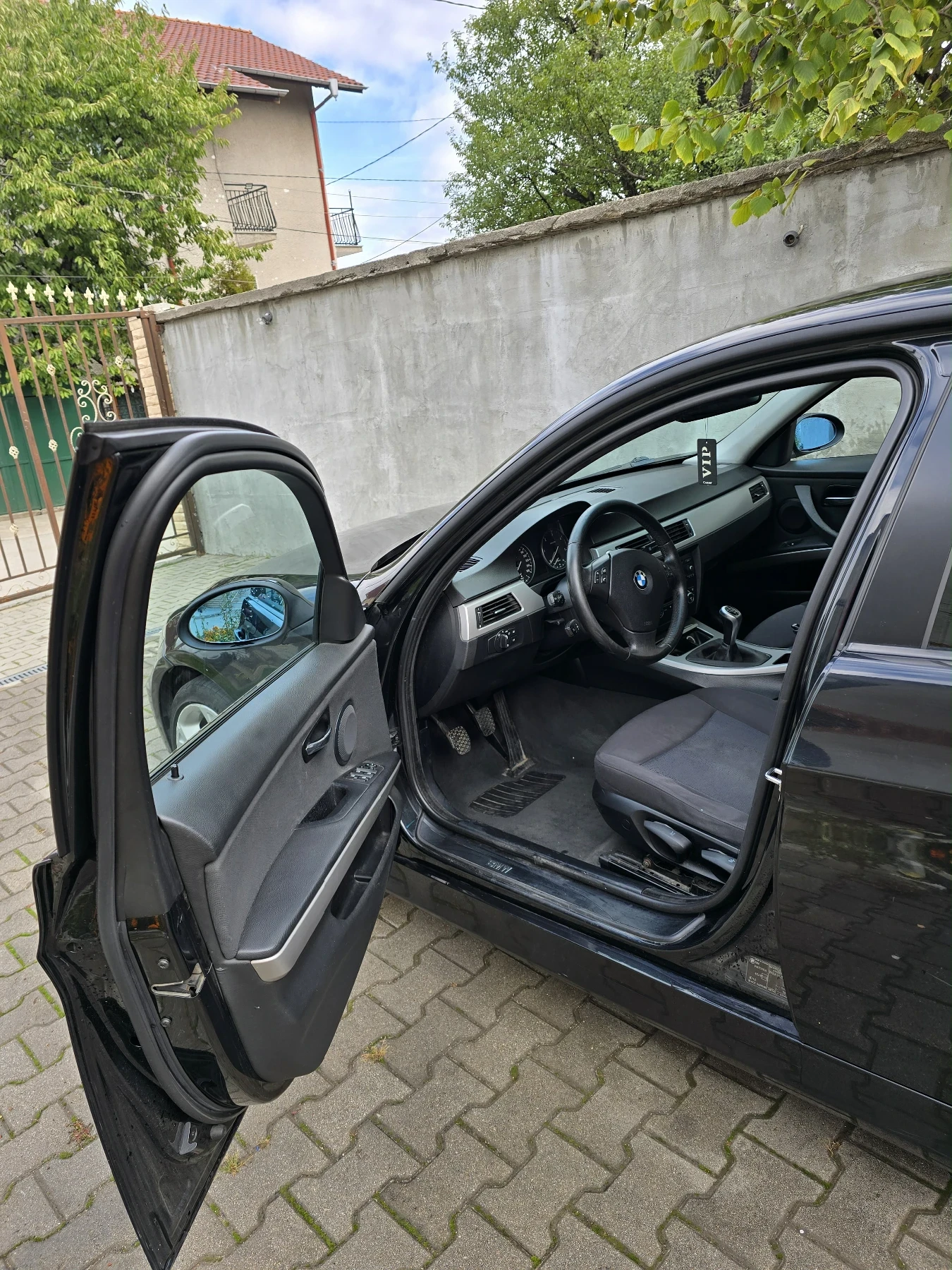 BMW 320  - изображение 8