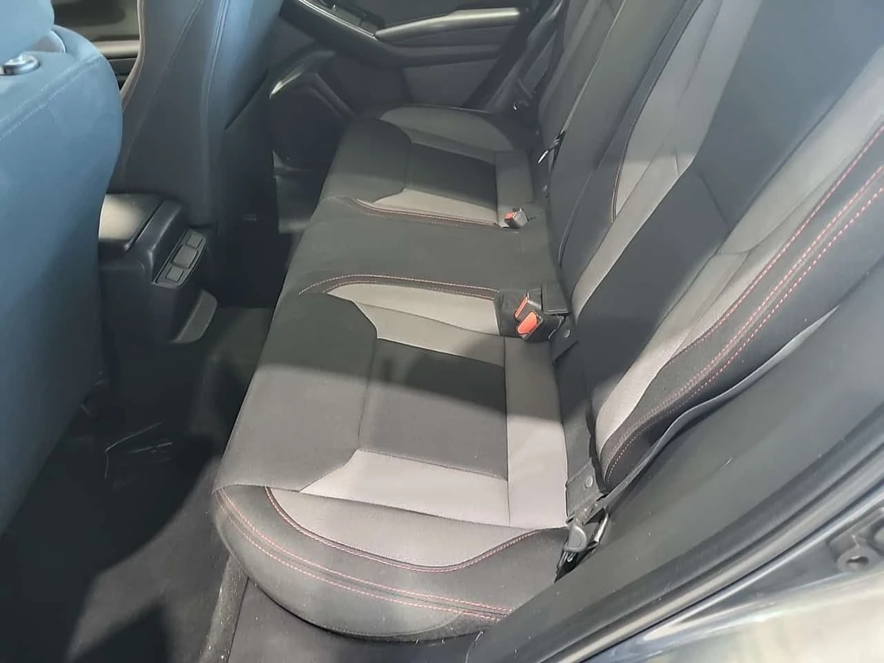 Subaru WRX 2 КЛЮЧА| CARFAX| , снимка 15 - Автомобили и джипове - 53845058