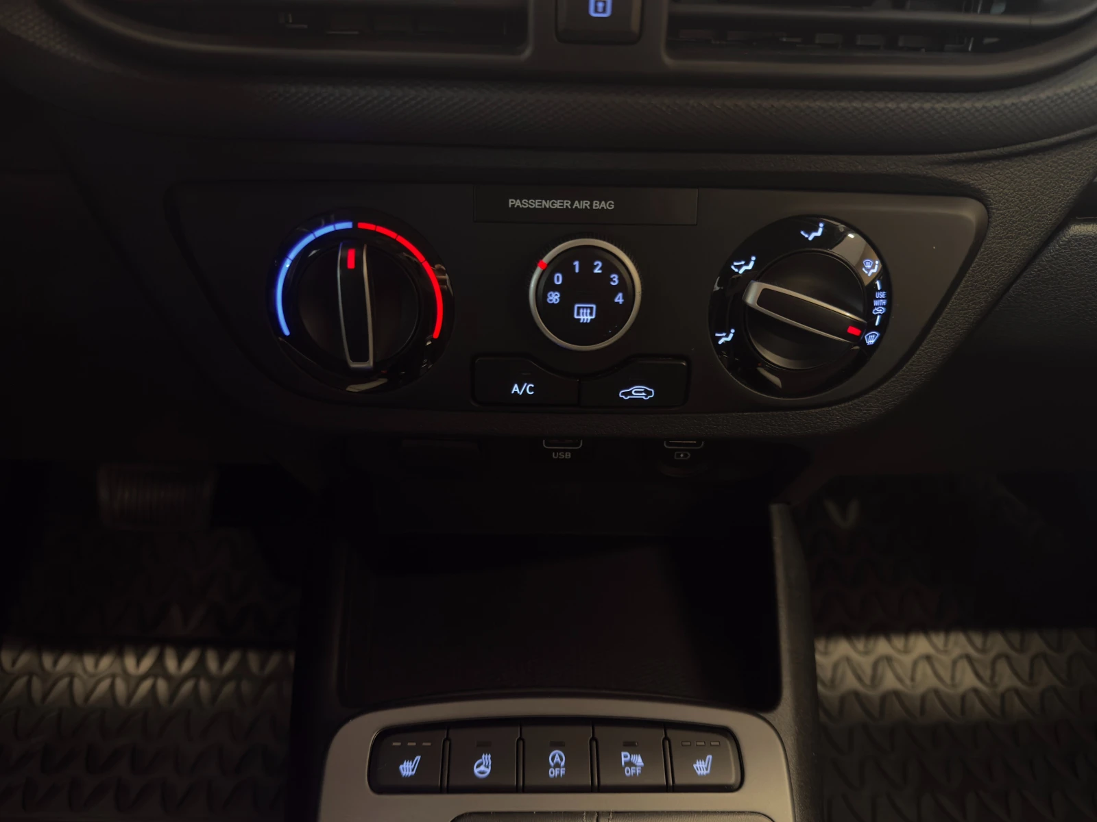 Hyundai I10 COMFORT, снимка 14 - Автомобили и джипове - 53977861