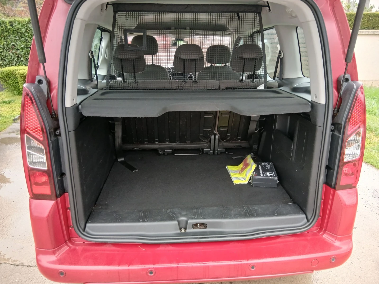 Citroen Berlingo, снимка 14 - Автомобили и джипове - 54068259